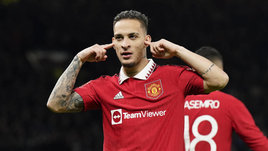 Санчо и Антони отстранены, а результаты просели. «МЮ» не ждет ничего хорошего в гостях у «Баварии»