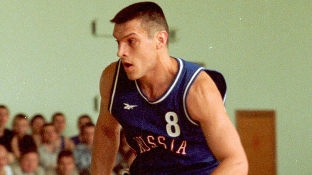 Евгений Пашутин.