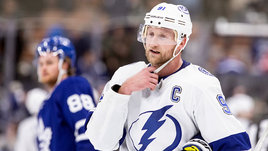 «Тампа» не торопится продлевать свою звезду. В команде Кучерова будет новый капитан?