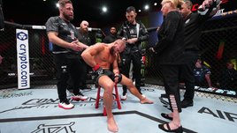 Физиев обидно проиграл Гамроту уже во втором раунде. Рафаэль не смог продолжить из-за травмы