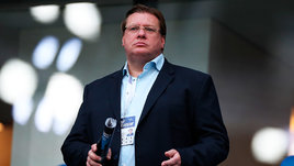 Комментатор, руководитель службы информации ОКР Константин Выборнов.