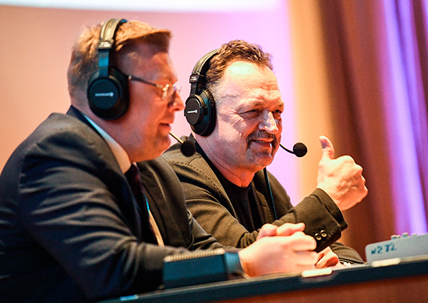 Константин Выборнов и Виктор Гусев на премии «Голос спорта» лучшим комментаторам страны.