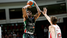 УНИКС стартовал по-чемпионски. «Локо» разгромлен в Казани