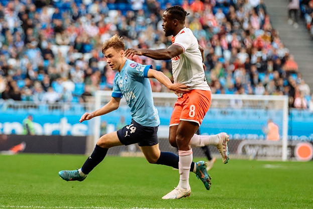 Никита Салтыков против Виктора Мозеса.