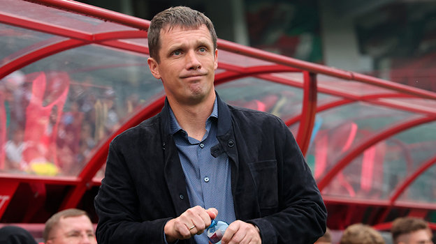 Виктор Гончаренко. Главный тренер «Урала» Виктор Гончаренко.