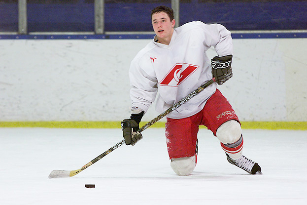 Илья Ковальчук в 2001 году. Хоккеист «Спартака» Илья Ковальчук.