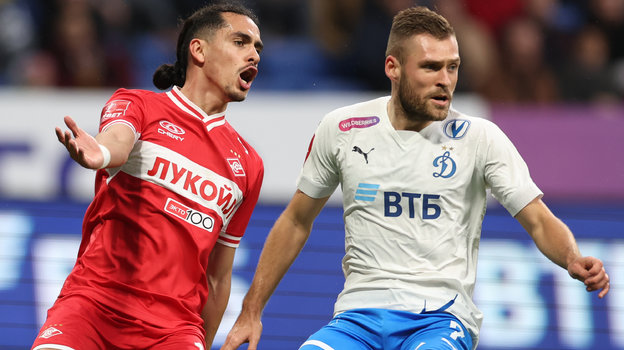 Футболисты Хесус Медина и Дмитрий Скопинцев