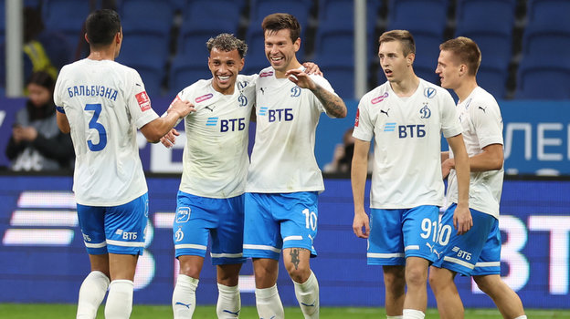 Радость динамовцев после первого гола