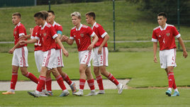 Футболисты юношеской сборной России