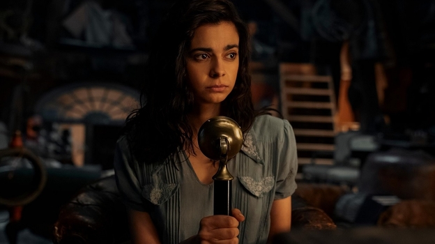 Кадр из мини-сериала «Весь невидимый нам свет».