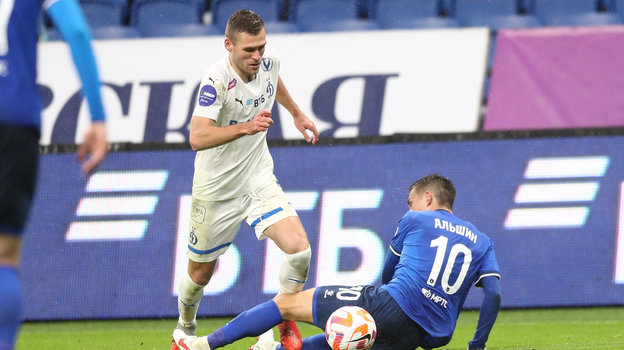 Футболисты Дмитрий Скопинцев и Ильнур Альшин