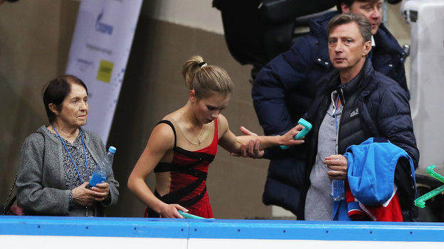 Тамара Москвина, Алиса Ефимова и Олег Васильев. Тамара Москвина, Алиса Ефимова и Олег Васильев