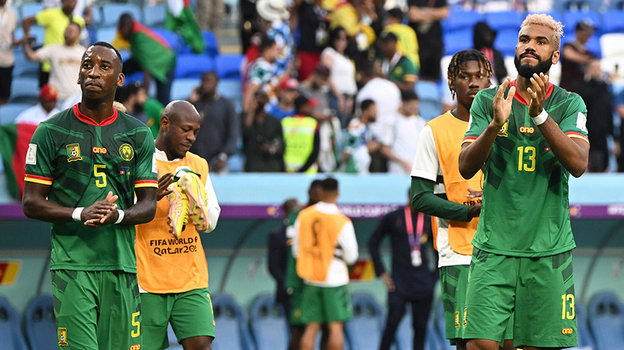 Гаэль Ондуа и Эрик Шупо-Мотинг. Гаэль Ондуа и Эрик Шупо-Мотинг в сборной Камеруна.