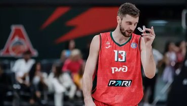 Дмитрий Узинский.