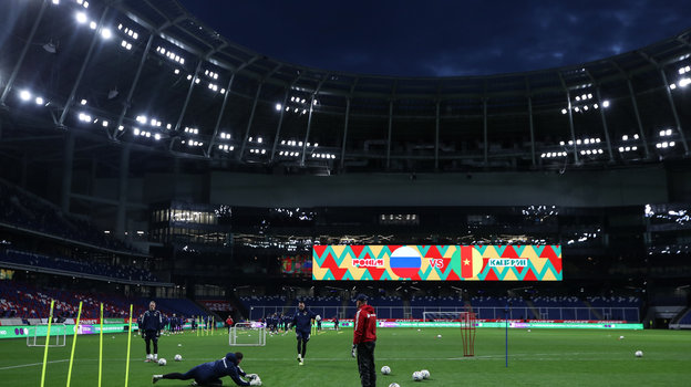 Общий вид стадиона «Динамо» во время тренировки сборной России