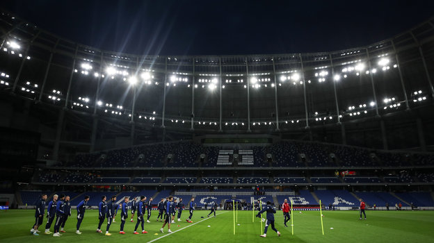 Футболисты сборной России на стадионе «Динамо»