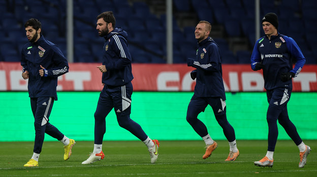 Арсен Адамов, Георгий Джикия, Дмитрий Баринов и Сергей Волков во время тренировки