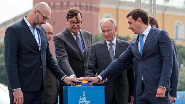 Сергей Тетюхин, Станислав Шевченко, Николай Патрушев и Роман Станиславов. Сергей Тетюхин, Станислав Шевченко, Николай Патрушев и Роман Станиславов