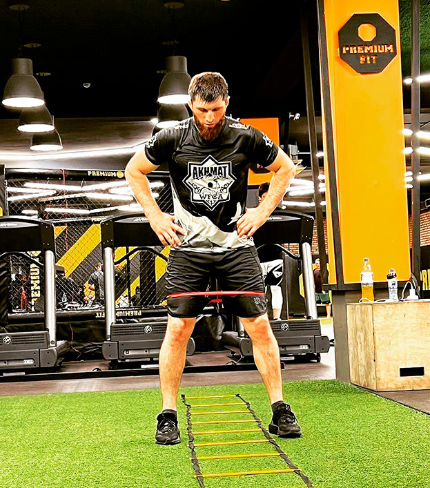 Магомед Анкалаев. Боец Магомед Анкалаев.