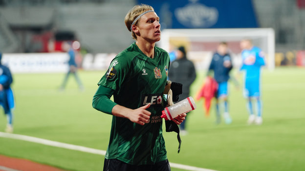 Евгений Ставер. Футболист Евгений Ставер