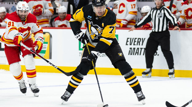 Евгений Малкин в игре «Питтсбург» - «Калгари» (5:2) 14 октября в Питтсбурге.
