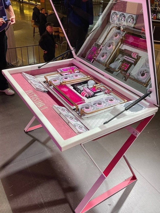 Тот самый компьютер.