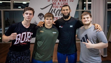 Хамзат Чимаев с сыновьями Рамзана Кадырова.