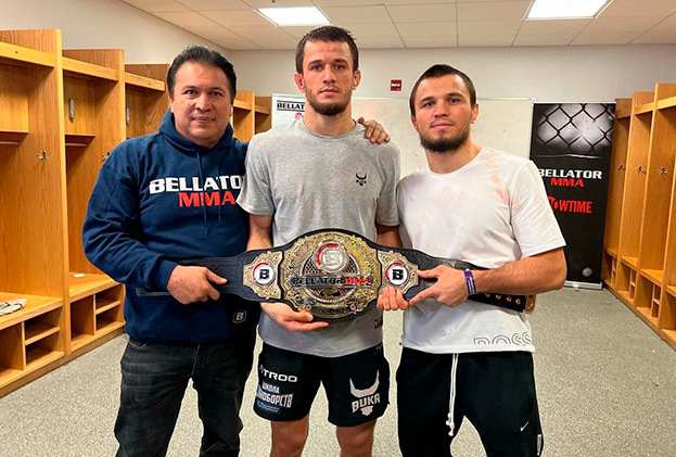 Хавьер Мендес, Умар Нурмагомедов, Усман Нурмагомедов.