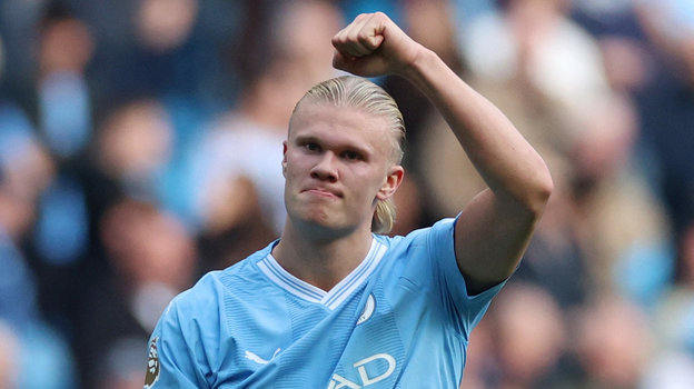 Эрлин Холанн. Футболист Эрлин Холанн