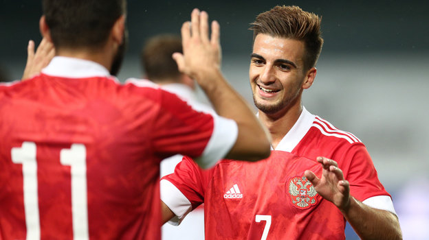 Эдгар Севикян. Футболист Эдгар Севикян