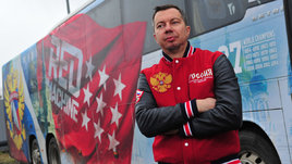 Хоккейный тренер Илья Воробьев