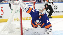 Сорокин проиграл дуэль американскому гению. «Дьяволы» поиздевались над русским вратарем