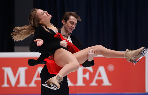 Арина Ушакова и Максим Некрасов. Фигуристы Арина Ушакова и Максим Некрасов.