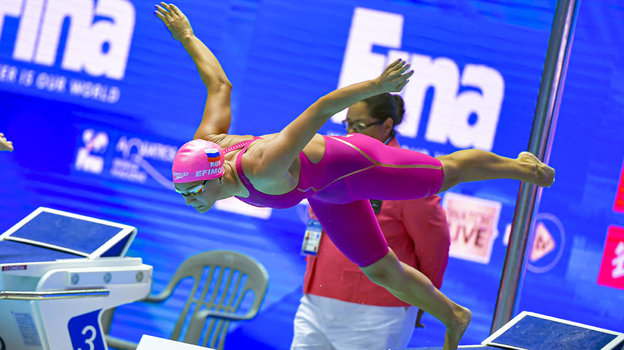 Юлия Ефимова. Пловчиха Юлия Ефимова