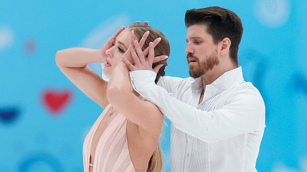 Александра Степанова и Иван Букин. Фигуристы Александра Степанова и Иван Букин.