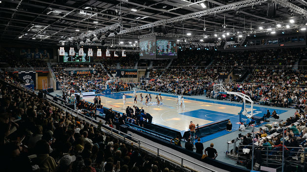 Заполненная арена «Молот» на игре с «Минском». Заполненная арена «Молот» на игре с «Минском»