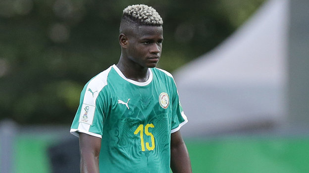 Микаил Файе. Футболист Микаил Файе