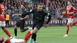 «Ливерпуль» победил для Диаса, у которого похитили родителей. Роскошный матч «Наполи» и «Милана», Мбаппе взбесил трибуны