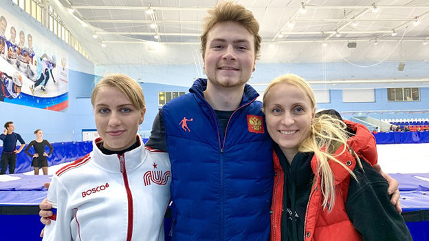 Екатерина Миронова, Евгений Устенко и тренер Елена Соколова. Екатерина Миронова, Евгений Устенко и тренер Елена Соколова