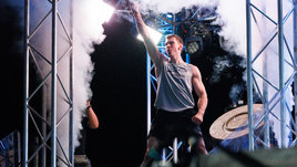 Человек-паук, супружеская пара и выступление для бабушки. Что еще показали в четвертой серии «Суперниндзя»