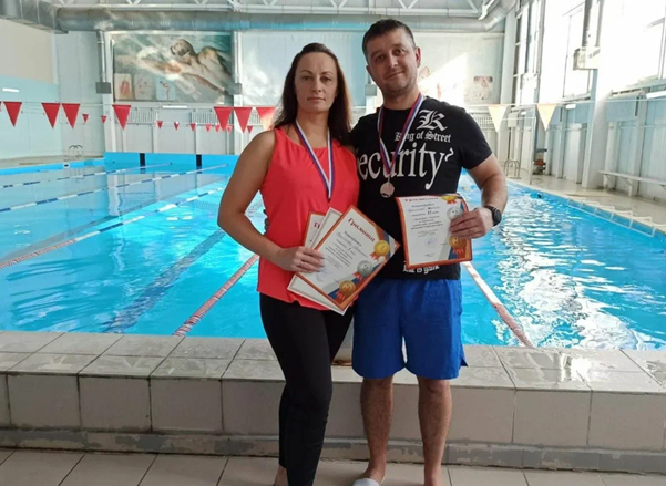 Денис и Светлана Малаховы.