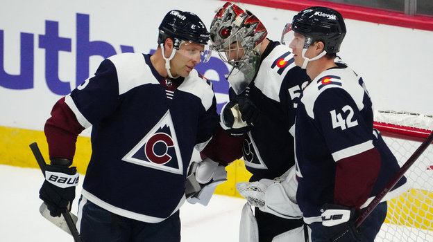 Иван Просветов, Джек Джонсон и Джош Мэнсон.