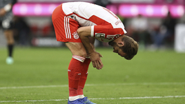 Кейн привез в «Баварию» несчастье? Мюнхенцы упустили половину трофеев и могут отстать в чемпионате от «Байера»