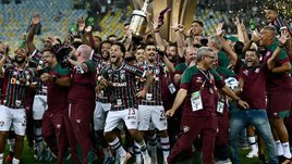 Беспорядки, два удаления и новые триумфы Марсело и Бразилии. «Флуминенсе» выиграл Кубок Либертадорес