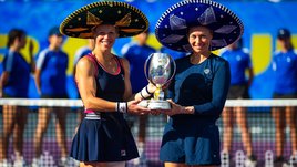 Такого не делали Федерер и Надаль! Звонарева в 39 закончила год титулом