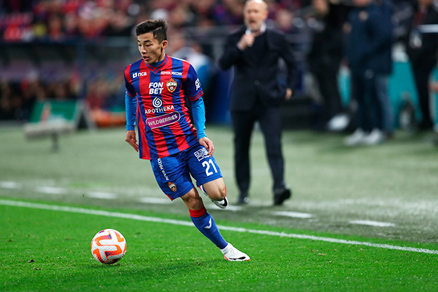 Аббосбек Файзуллаев. Футболист ЦСКА Аббосбек Файзуллаев.