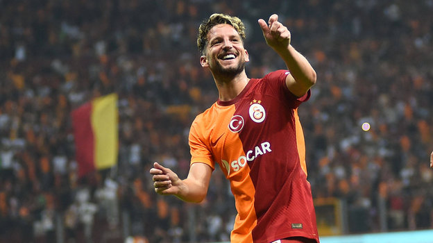 Дрис Мертенс. Футболист Дрис Мертенс