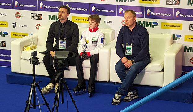 Арсений Федотов с Даниилом Глейхенгаузом и Сергеем Дудаковым.