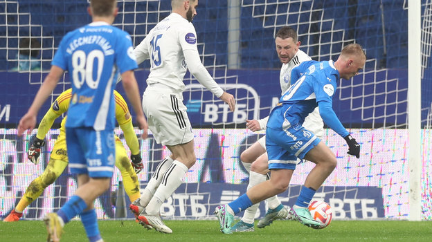 Футболист Константин Тюкавин