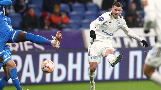 Футболист Дмитрий Воробьев